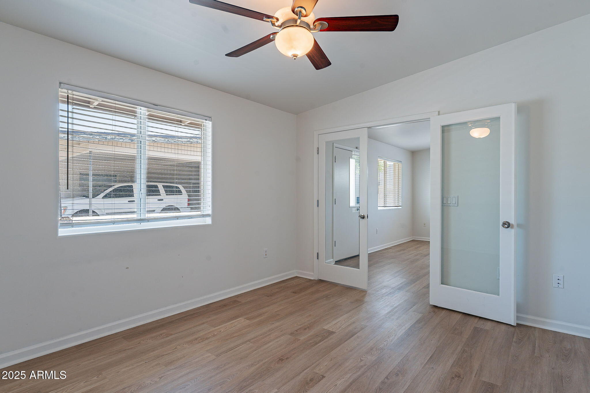 1219 East Colter Street, Unit 8 Phoenix, AZ 85014 - Photo 11 of 18 26-web-or-mls-Colter-26