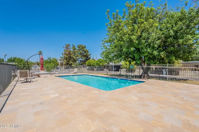 $239,000 | 1219 East Colter Street, Unit 8, Phoenix, AZ 85014