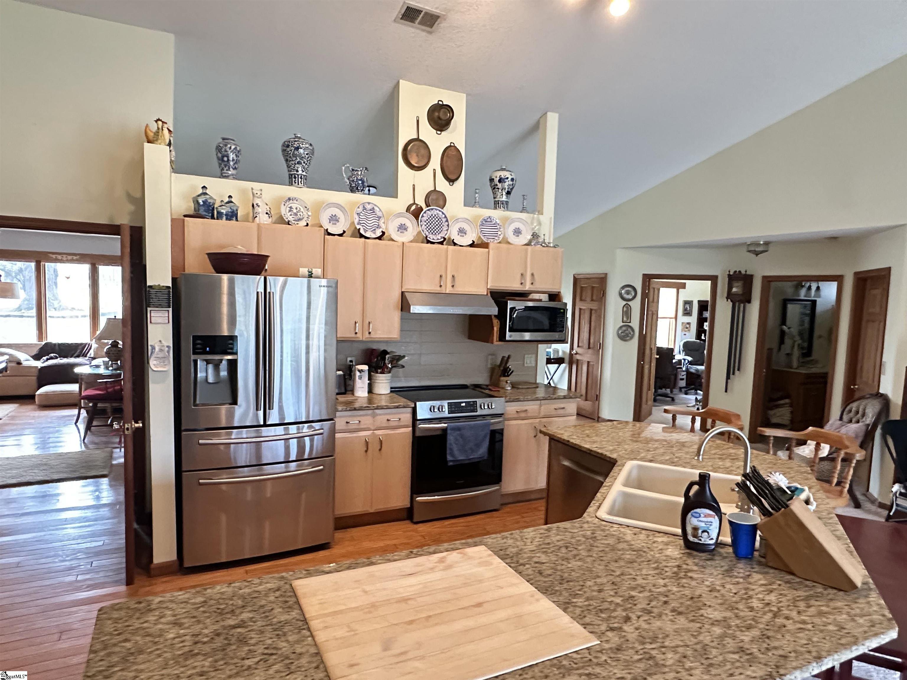 4831 Greenpond Road Gray Court, SC 29645 - Photo 13 of 20