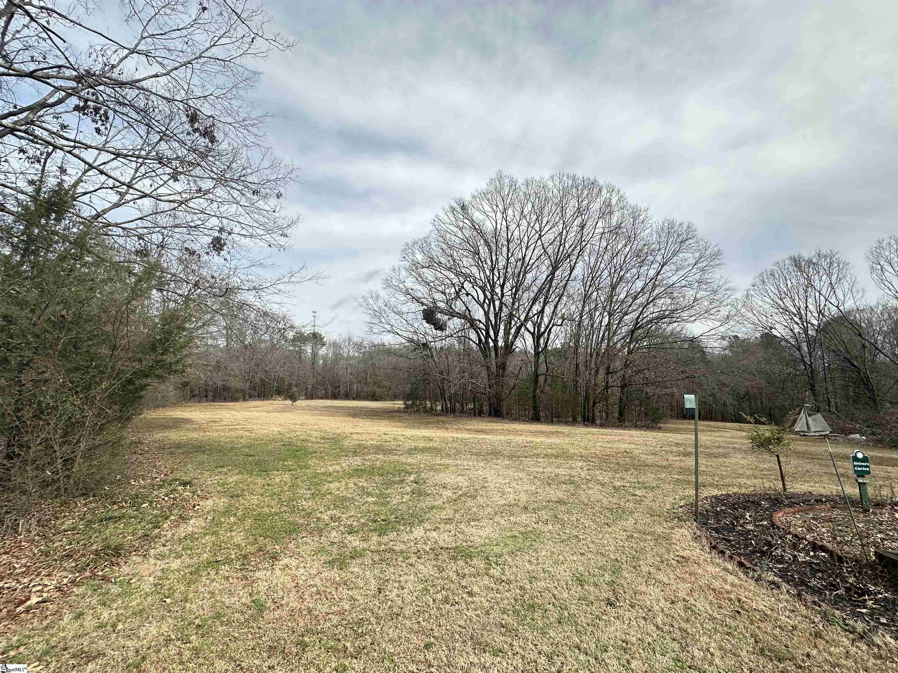 4831 Greenpond Road Gray Court, SC 29645 - Photo 6 of 20