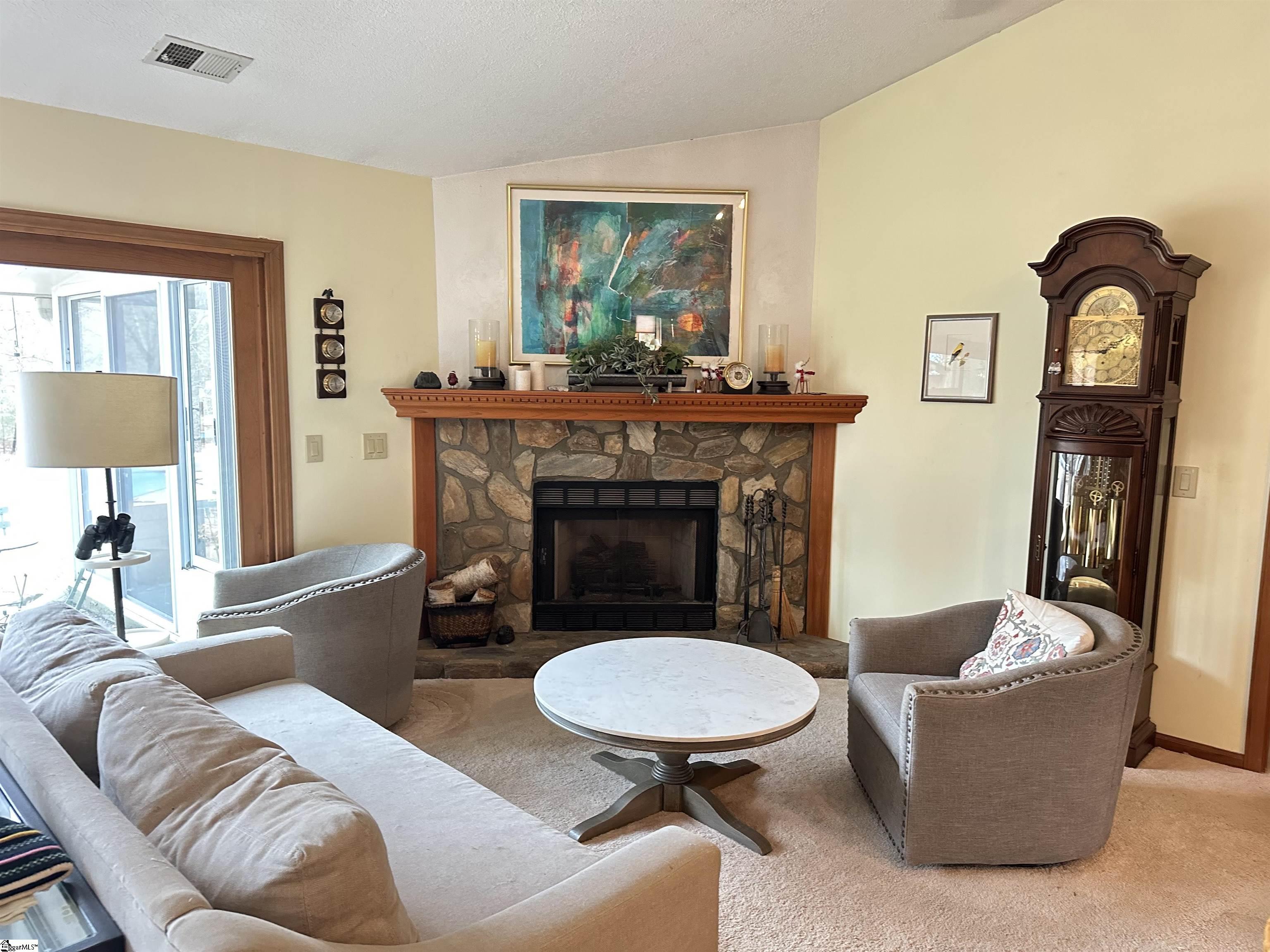 4831 Greenpond Road Gray Court, SC 29645 - Photo 9 of 20