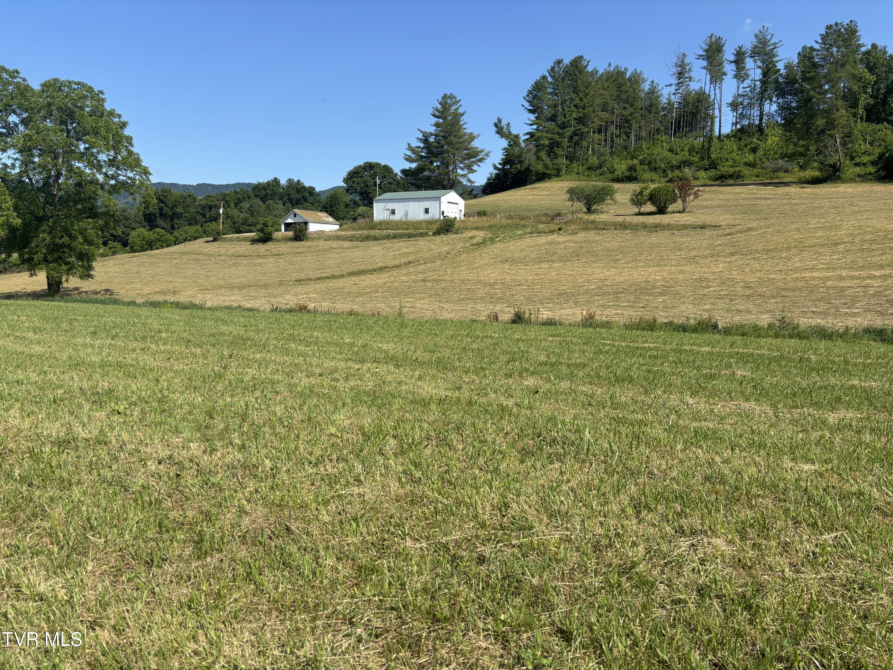 2787 Pleasant Valley Road, Unit 1 Mountain City, TN 37683 - Photo 14 of 15 IMG_5551