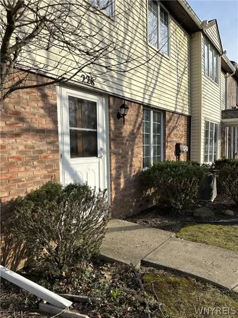 $219,900 | 228 Stepping Stone Lane, Orchard Park, NY 14127