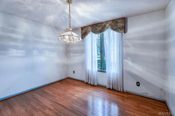 $219,900 | 228 Stepping Stone Lane, Orchard Park, NY 14127