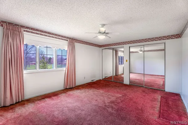 $219,900 | 228 Stepping Stone Lane, Orchard Park, NY 14127