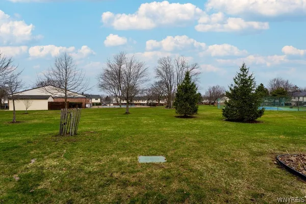 $219,900 | 228 Stepping Stone Lane, Orchard Park, NY 14127