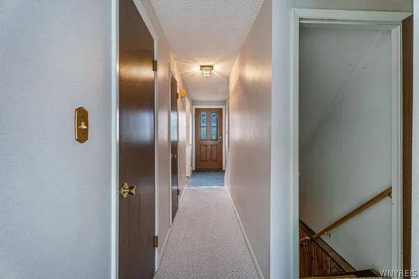 $219,900 | 228 Stepping Stone Lane, Orchard Park, NY 14127