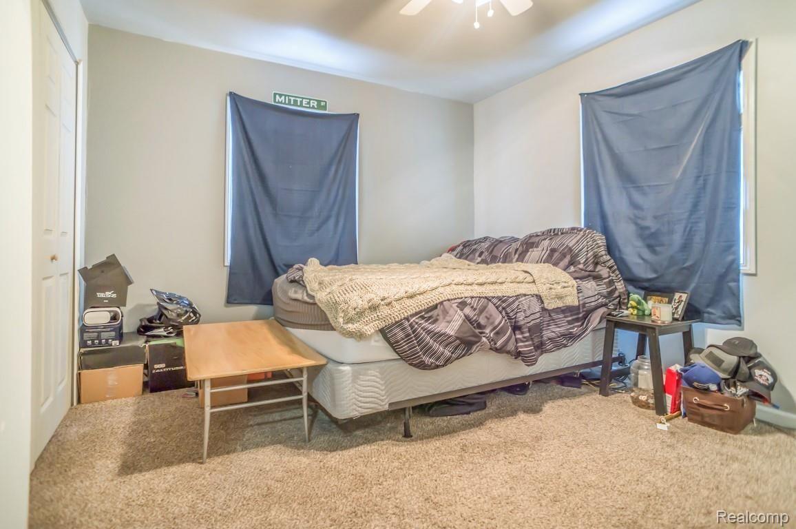 2890 Fleming Road Howell, MI 48855 - Photo 14 of 25 Master bedroom