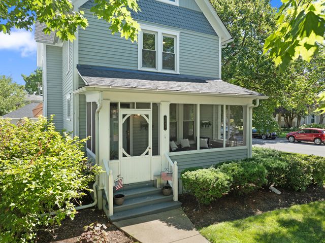 1034 Dodge Street, Lake Geneva, WI 53147