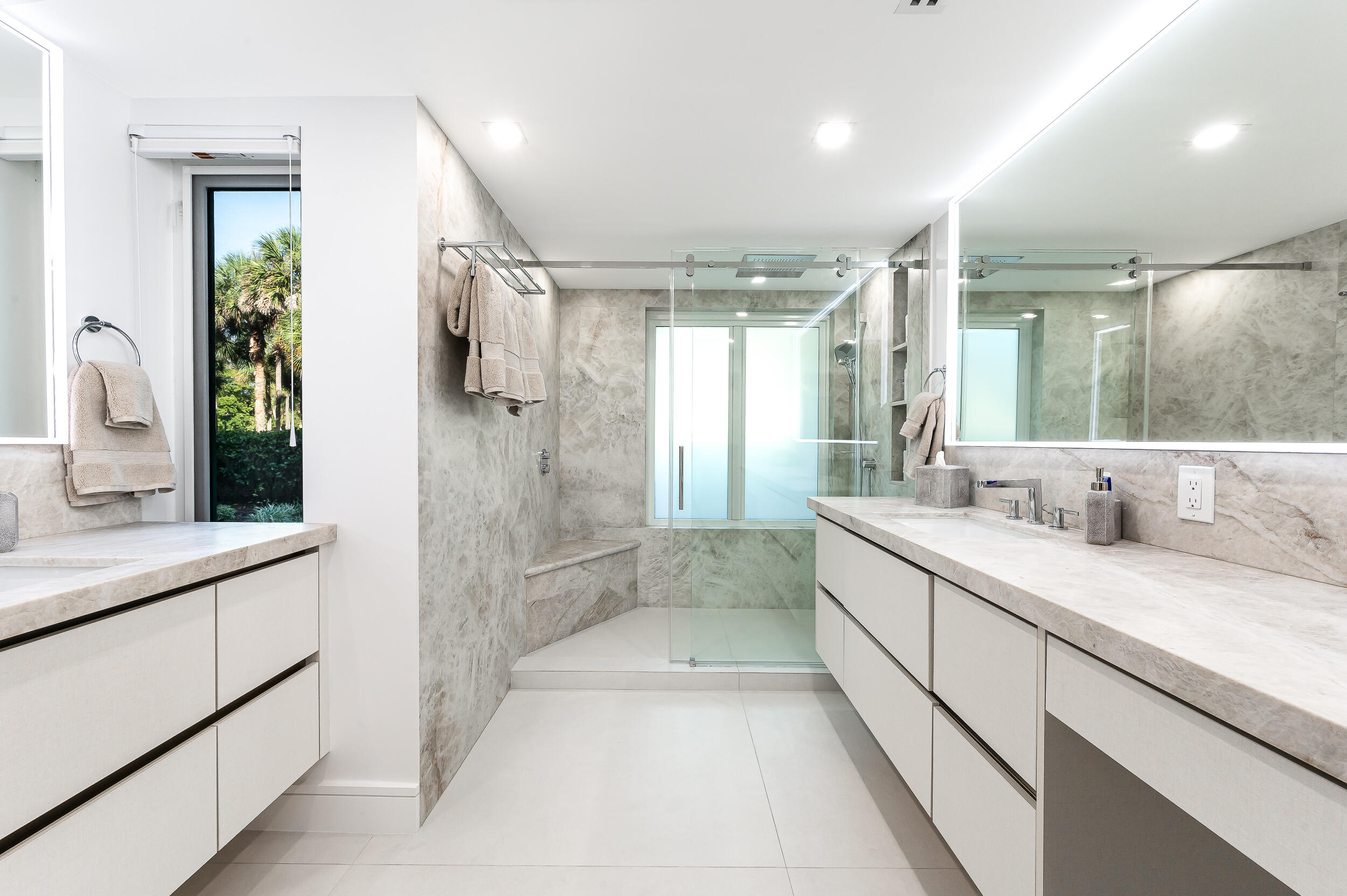 100 Southeast 5th Avenue, Unit 101 Boca Raton, FL 33432 - Photo 22 of 77 photo-25