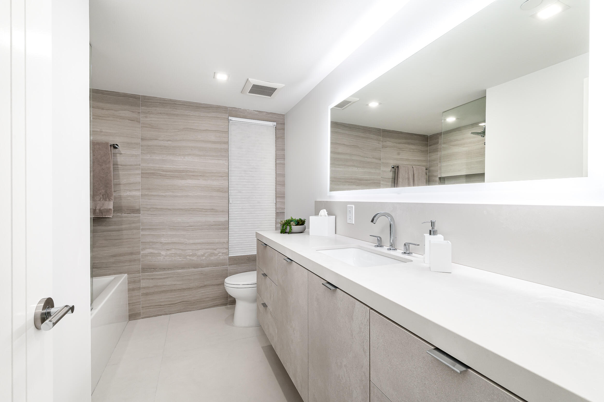 100 Southeast 5th Avenue, Unit 101 Boca Raton, FL 33432 - Photo 33 of 77 photo-21