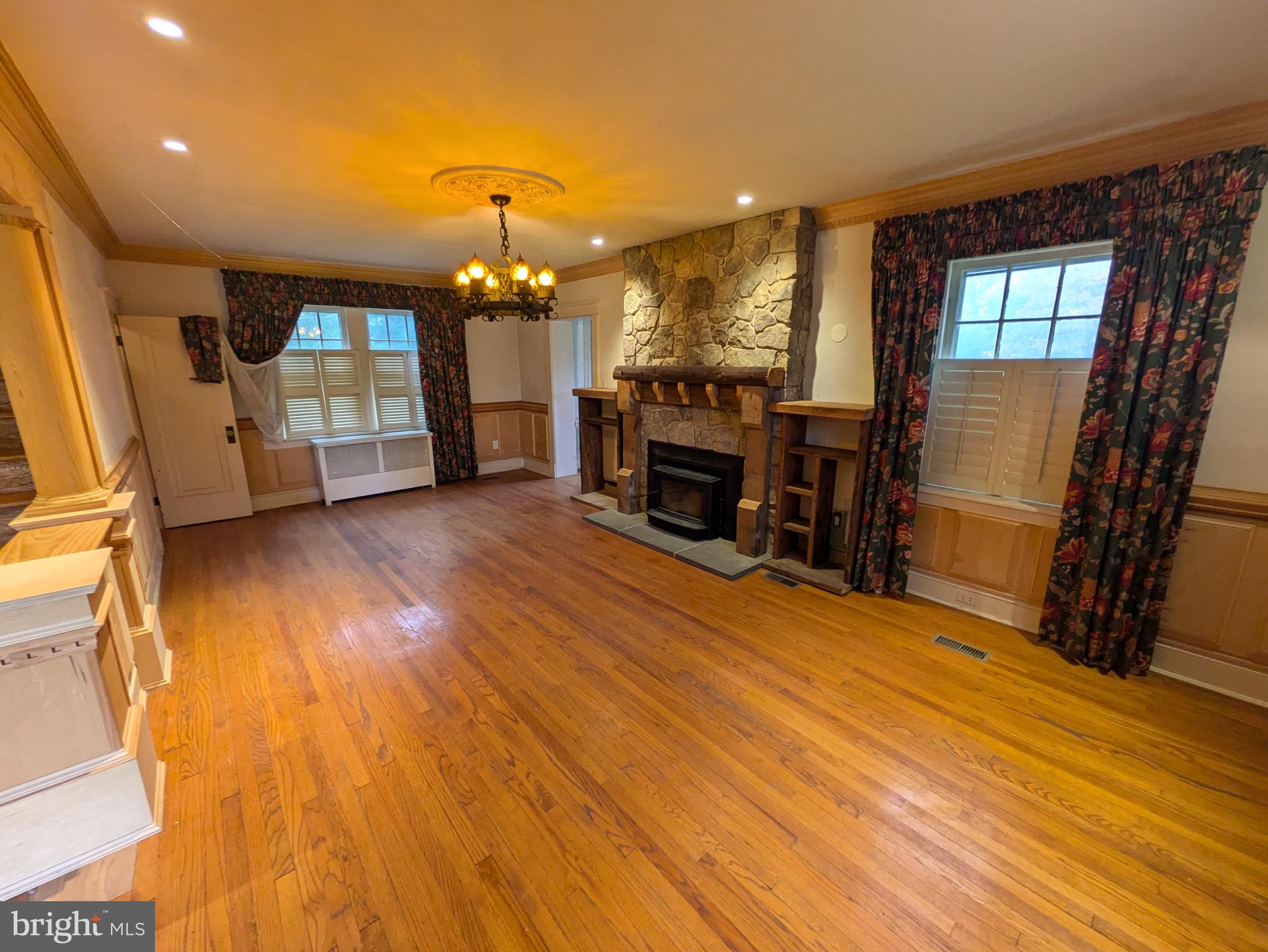 4610 Cedar Garden Road Baltimore, MD 21229 - Photo 18 of 80