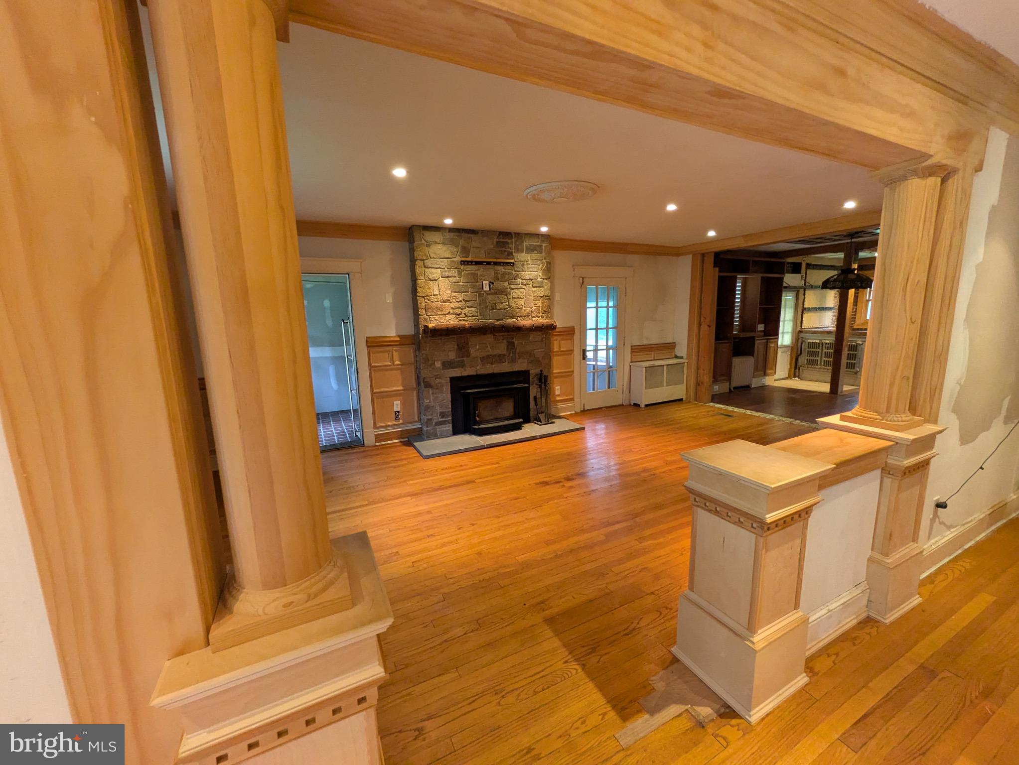4610 Cedar Garden Road Baltimore, MD 21229 - Photo 19 of 80