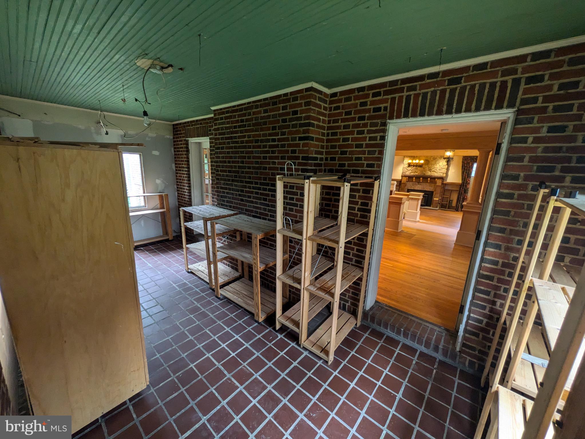 4610 Cedar Garden Road Baltimore, MD 21229 - Photo 23 of 80