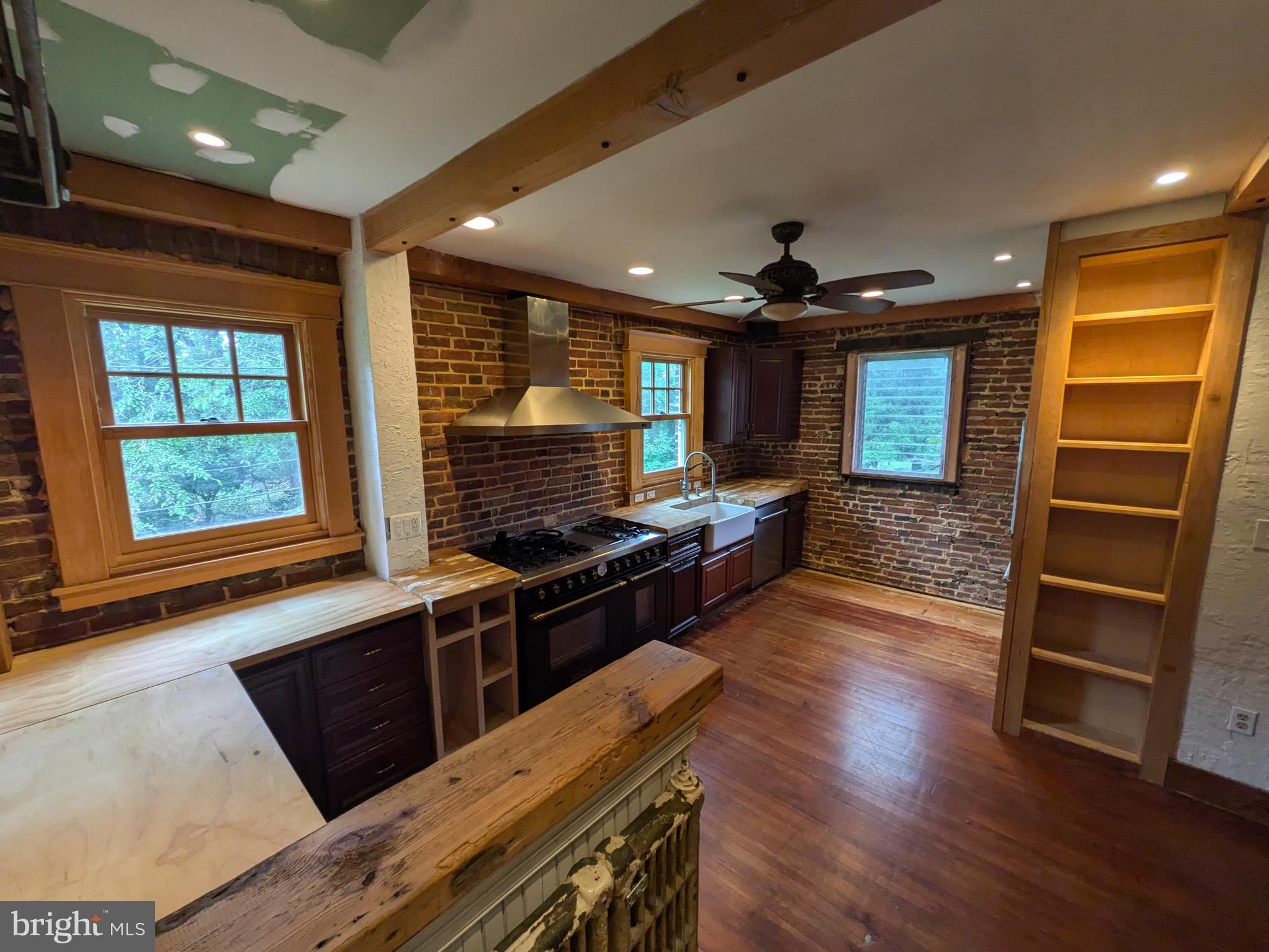 4610 Cedar Garden Road Baltimore, MD 21229 - Photo 27 of 80