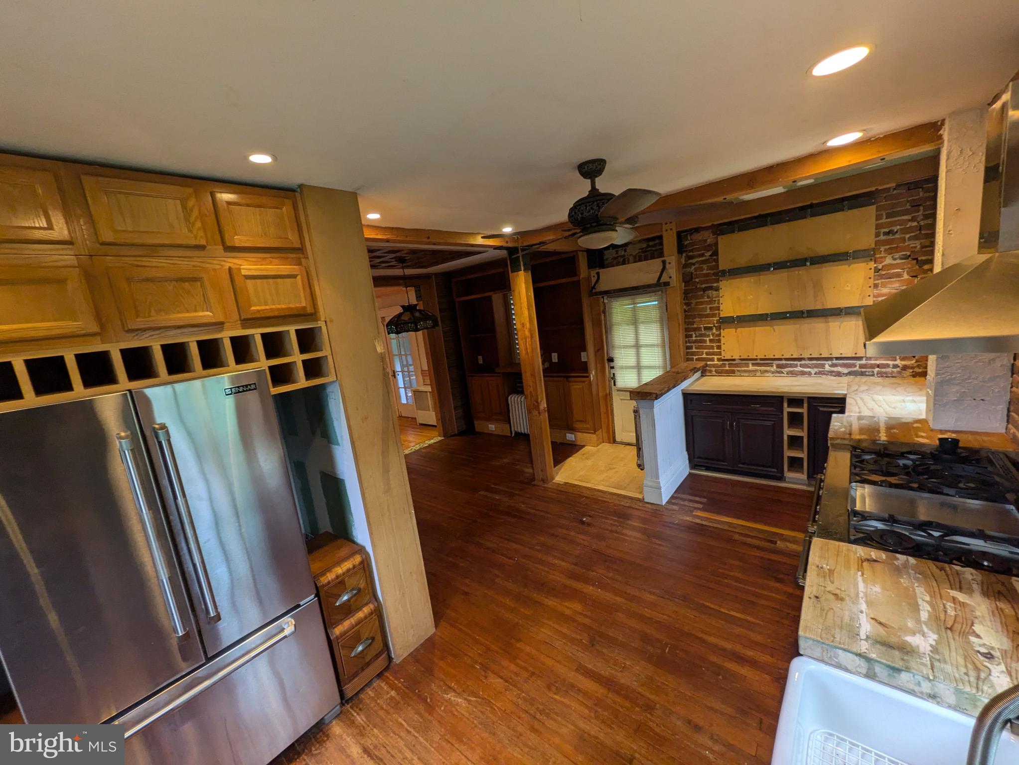4610 Cedar Garden Road Baltimore, MD 21229 - Photo 28 of 80
