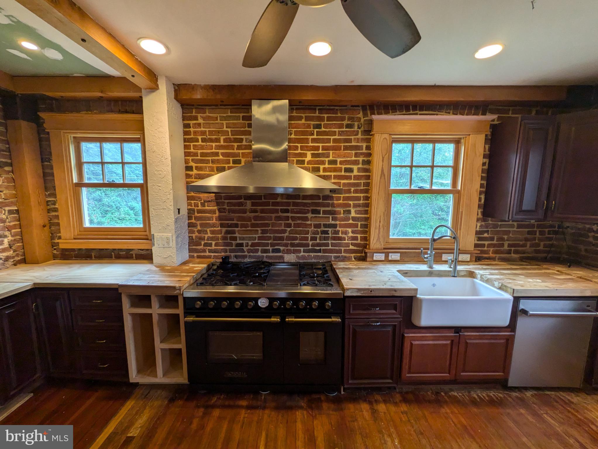 4610 Cedar Garden Road Baltimore, MD 21229 - Photo 31 of 80