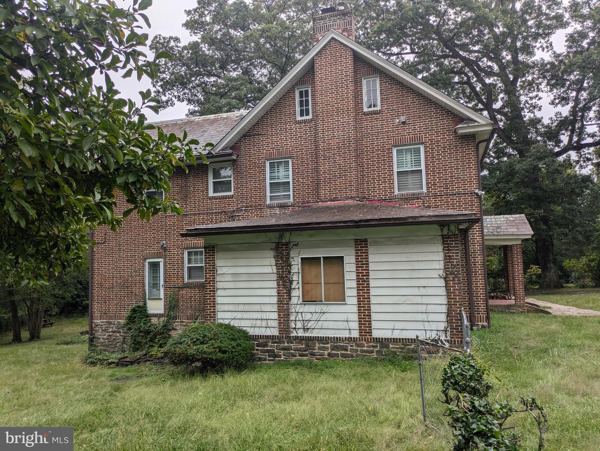 4610 Cedar Garden Road Baltimore, MD 21229 - Photo 10 of 80