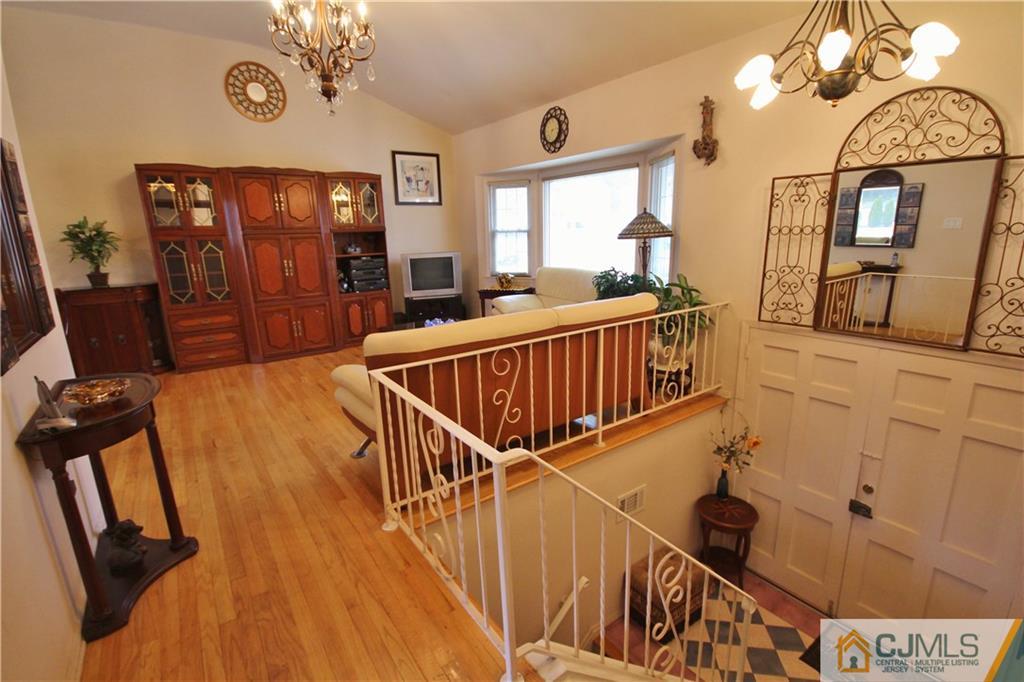 31 Bartman Road East Brunswick, NJ 08816 - Photo 2 of 18 Gallery Image 2