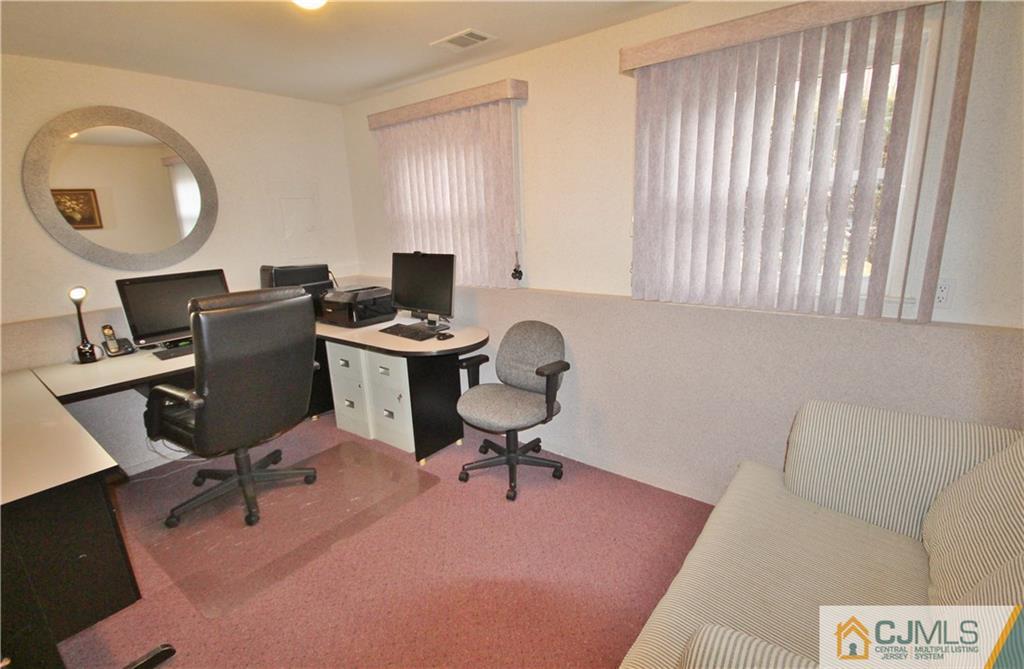 31 Bartman Road East Brunswick, NJ 08816 - Photo 15 of 18 Gallery Image 15
