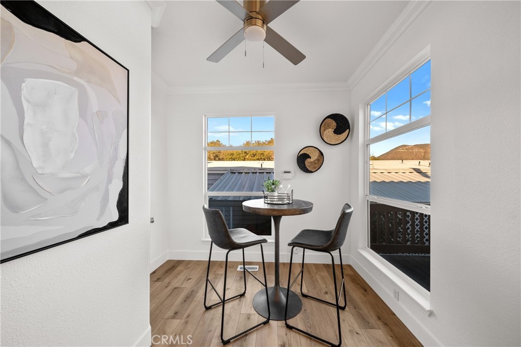 3909 Reche Road, Unit 60 Fallbrook, CA 92028 - Photo 8 of 37 a view of a interior in the house