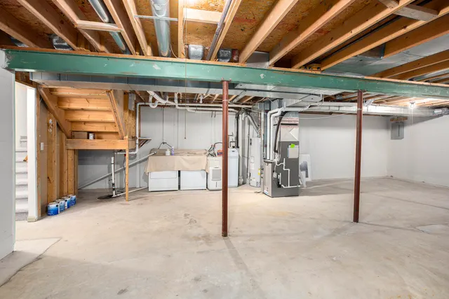 $299,900 | 548 Park Place, Saline, MI 48176