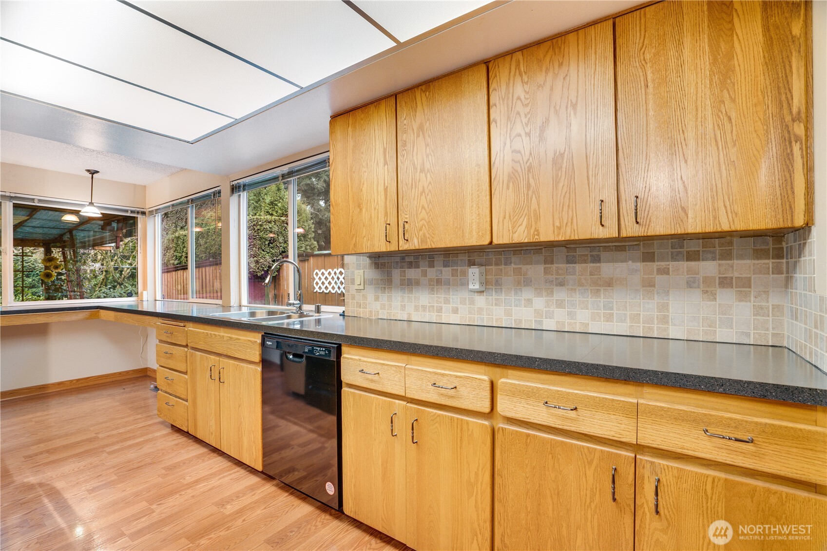 1361 Bel Air Road Tacoma, WA 98406 - Photo 14 of 36