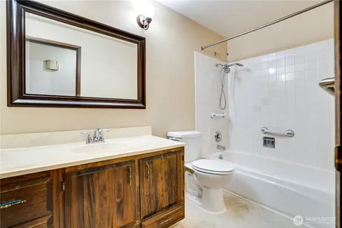 $524,900 | 1361 Bel Air Road, Tacoma, WA 98406