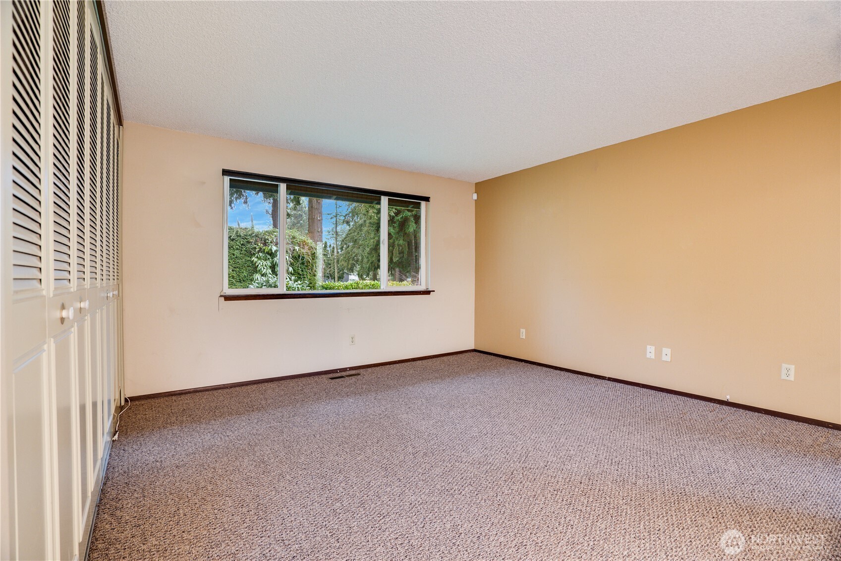 1361 Bel Air Road Tacoma, WA 98406 - Photo 22 of 36