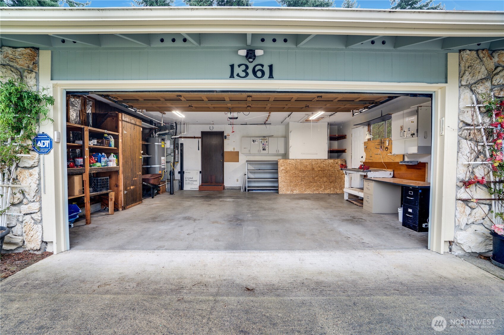 1361 Bel Air Road Tacoma, WA 98406 - Photo 33 of 36