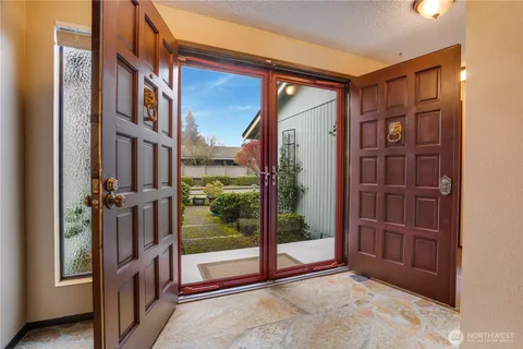 $524,900 | 1361 Bel Air Road, Tacoma, WA 98406