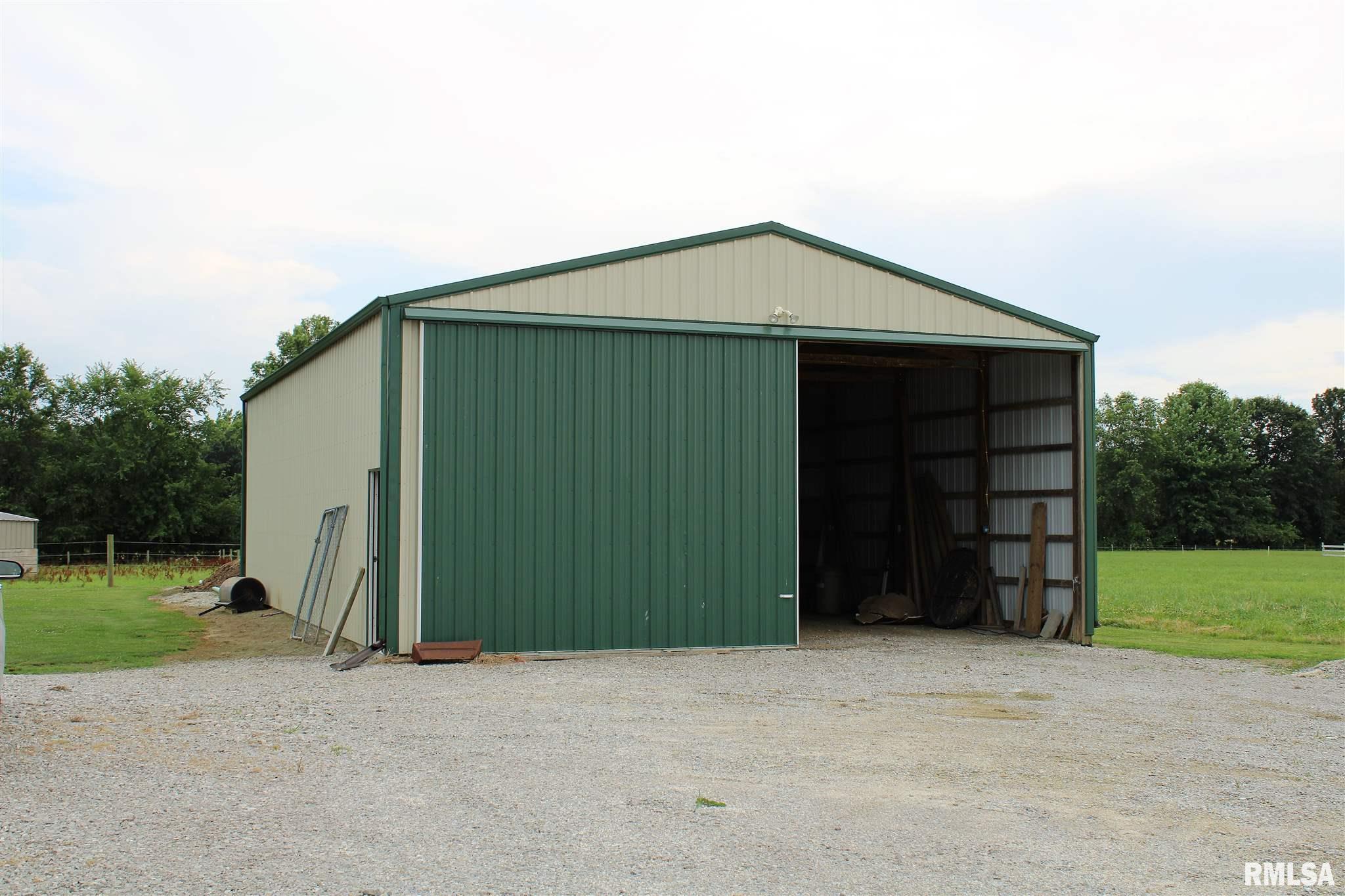 5304 Church Road Salem, IL 62881 - Photo 4 of 25 Gallery Image 4