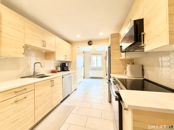 $649,000 | Undisclosed Address, Stamford, CT 06905