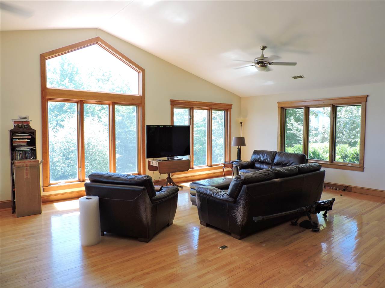 252 Pine Hill Road Weare, NH 03281 - Photo 2 of 23 Gallery Image 2