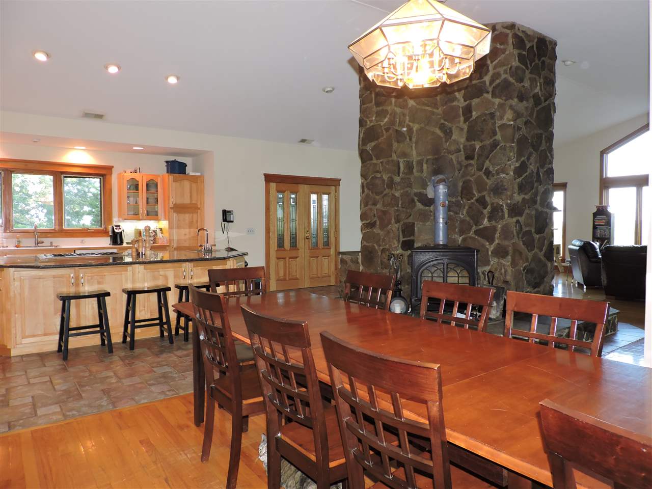 252 Pine Hill Road Weare, NH 03281 - Photo 3 of 23 Gallery Image 3