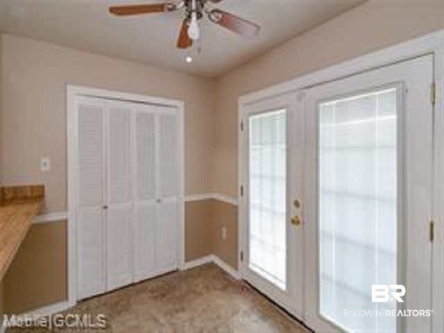 964 Dickenson Avenue Mobile, AL 36609 - Photo 6 of 12