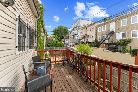 $299,000 | 1219 Holbrook Terrace Northeast, Unit 3, Washington, DC 20002