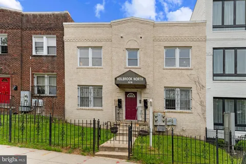 $299,000 | 1219 Holbrook Terrace Northeast, Unit 3, Washington, DC 20002