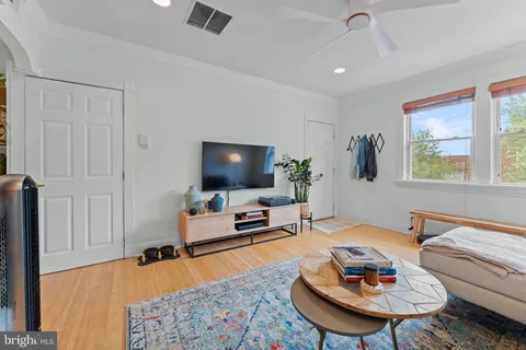 $299,000 | 1219 Holbrook Terrace Northeast, Unit 3, Washington, DC 20002