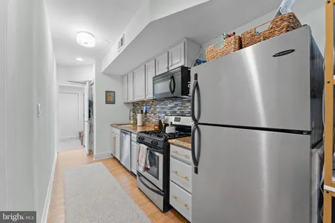 $299,000 | 1219 Holbrook Terrace Northeast, Unit 3, Washington, DC 20002