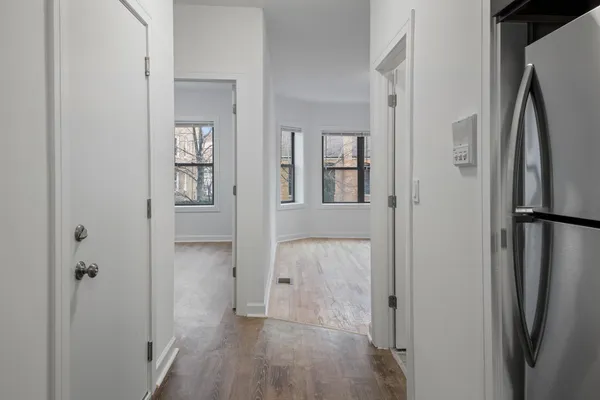 $1,995 | 1904 North Whipple Street, Unit 101, Chicago, IL 60647
