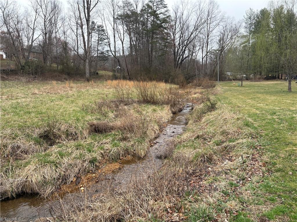 329 Graystone Road Mount Airy, NC 27030 - Photo 25 of 30