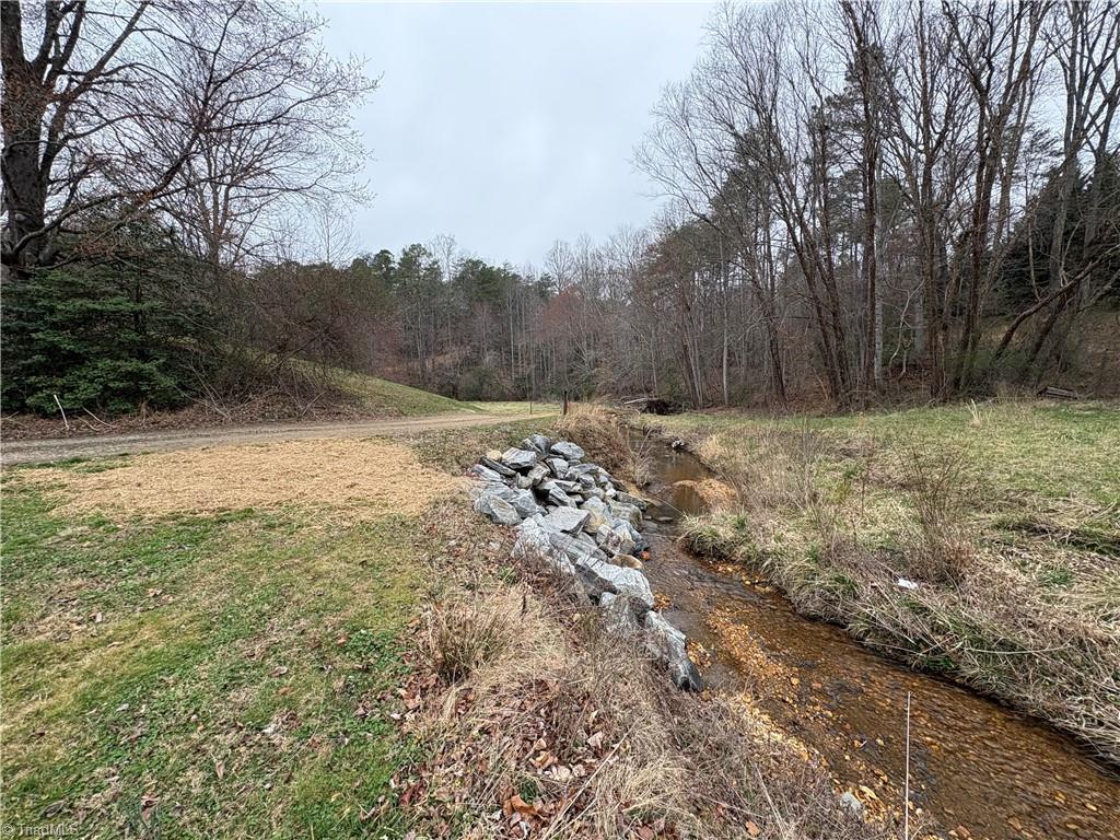 329 Graystone Road Mount Airy, NC 27030 - Photo 28 of 34