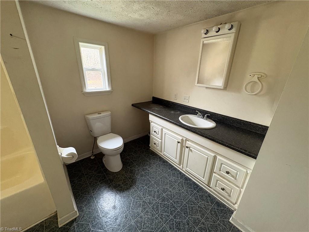 329 Graystone Road Mount Airy, NC 27030 - Photo 8 of 30