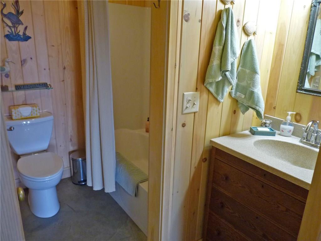 186 Turtle Cove Road Ellsworth, ME 04605 - Photo 27 of 35 Full bath