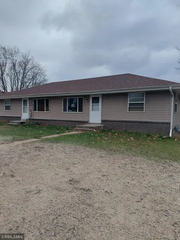 $200,000 | 307 4th Street Northwest, Braham, MN 55006