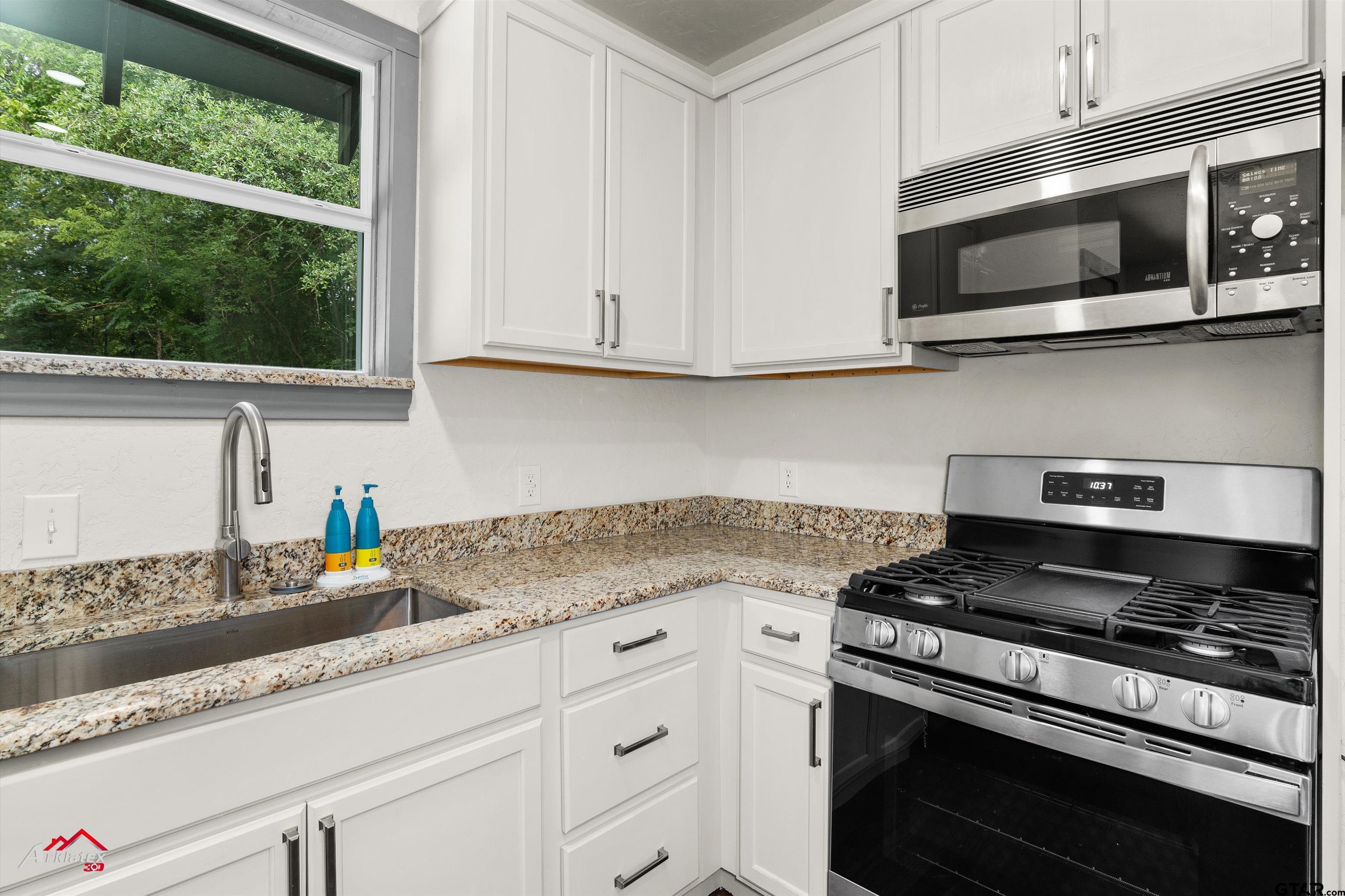 200 Jenkins Street Henderson, TX 75652 - Photo 22 of 25