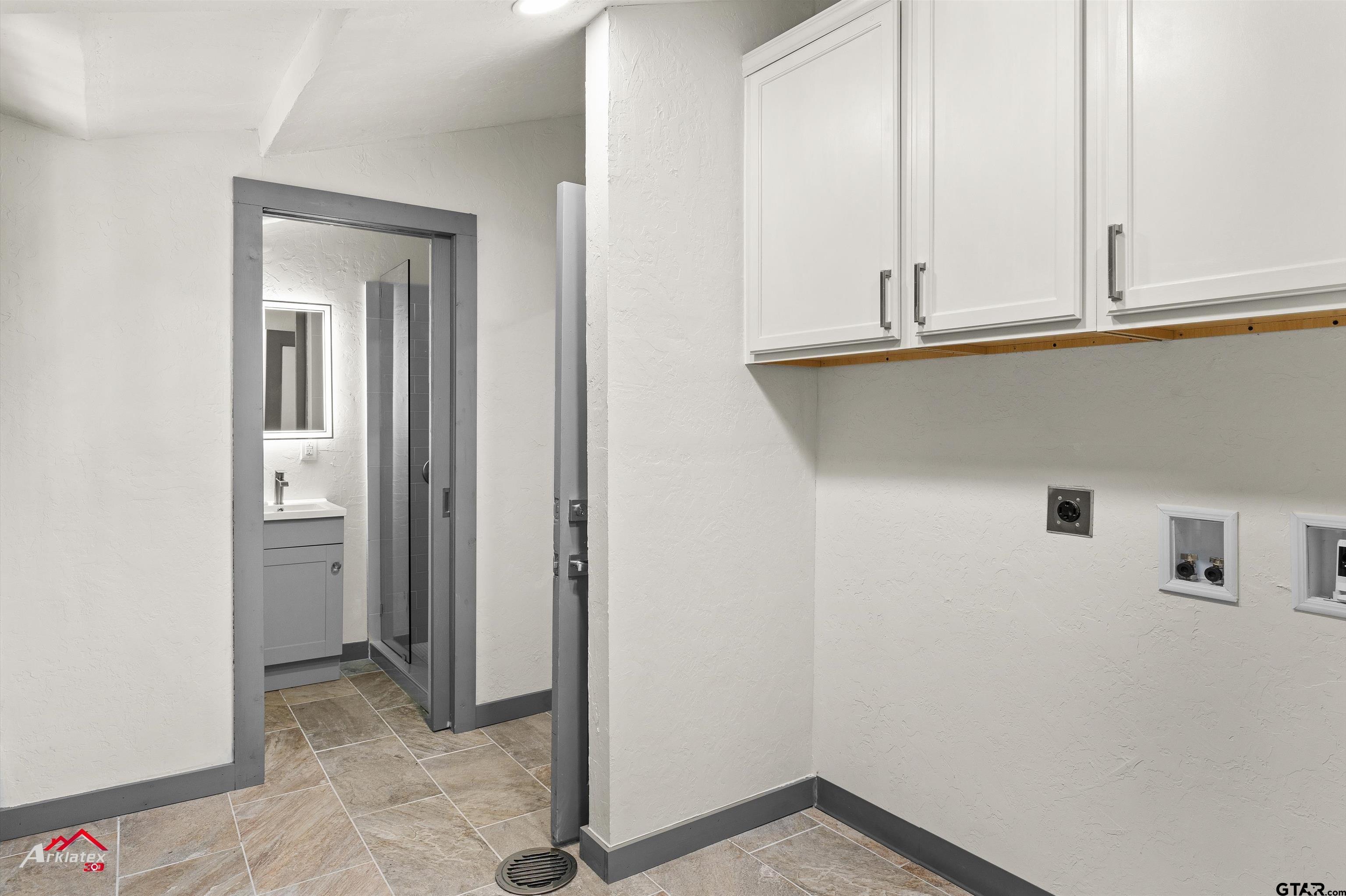 200 Jenkins Street Henderson, TX 75652 - Photo 24 of 25 a view of a utility room with closet