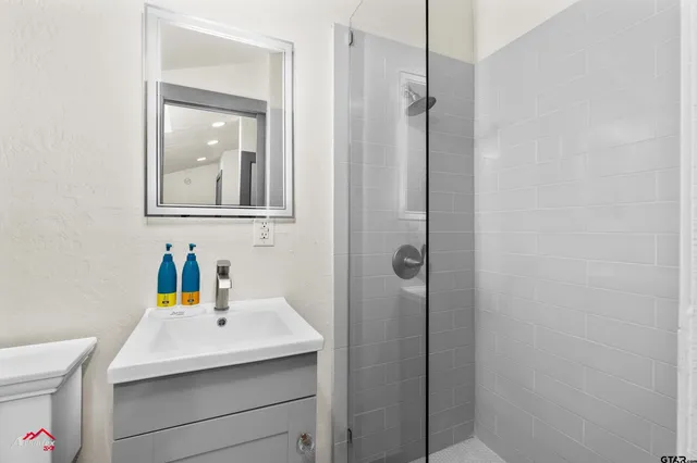 $165,000 | 200 Jenkins Street, Henderson, TX 75652