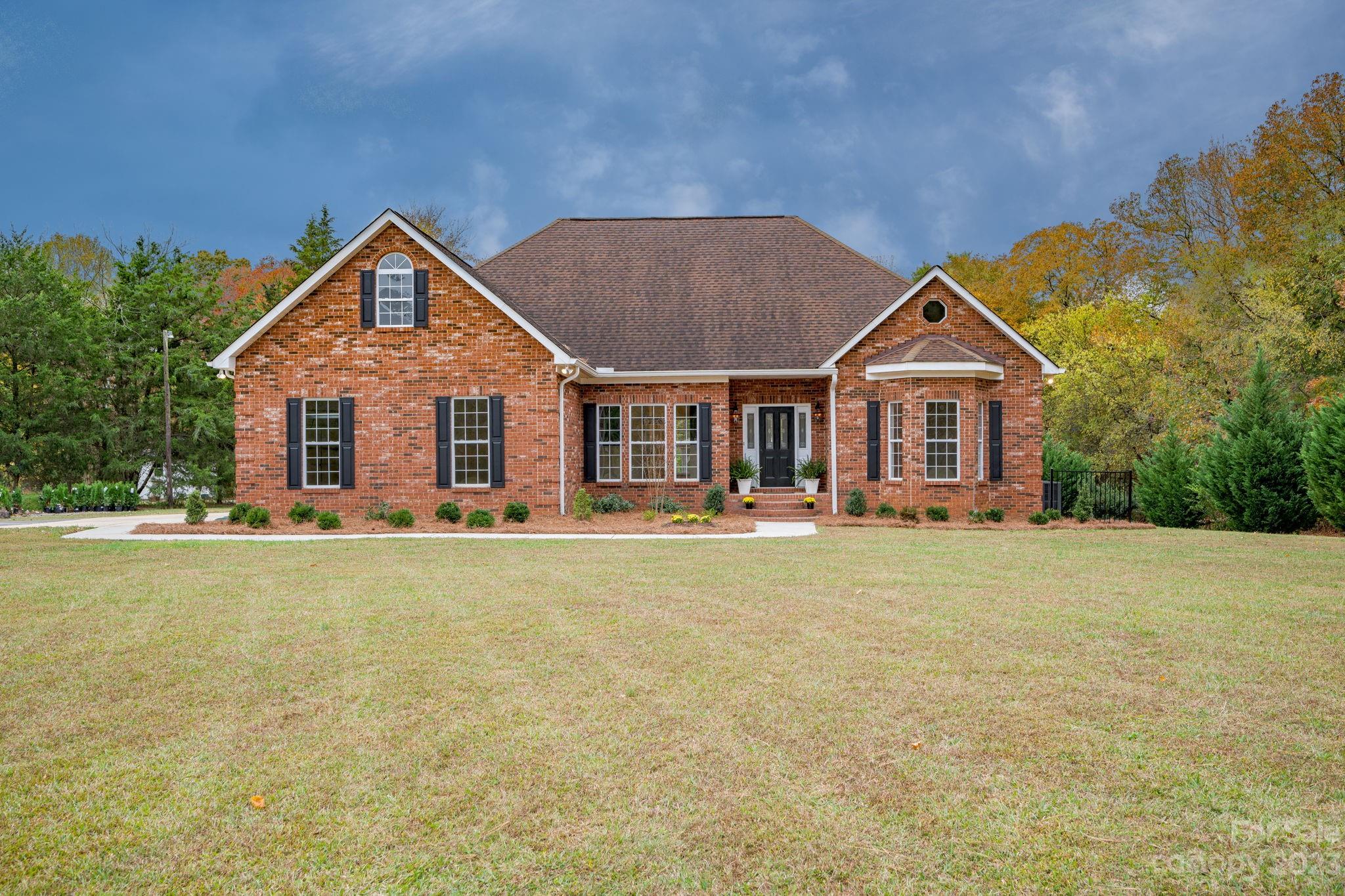 604 Maple Grove Church Road Matthews, NC 28104 - Photo 1 of 39 Gallery Image 1